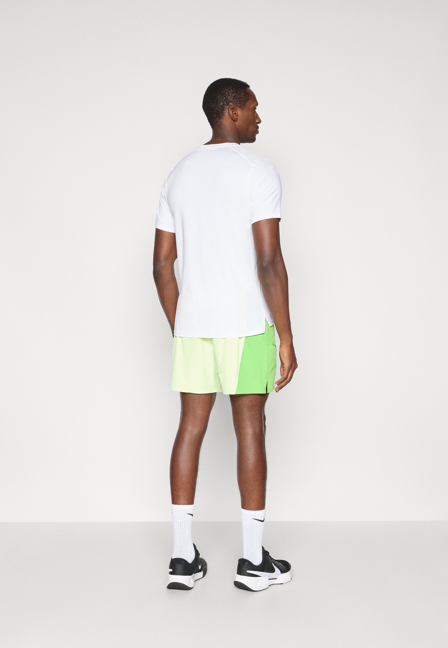 Nike Performance NIKECOURT SLAM SHORT