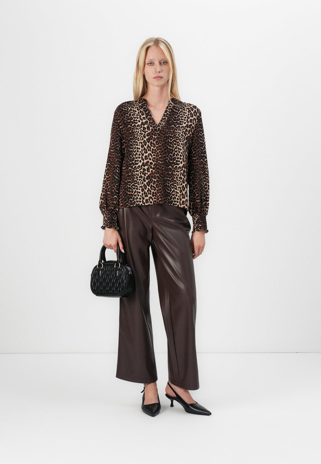 ONLY ONLMETTE V-NECK LS SMOCK TOP NOOS WVN