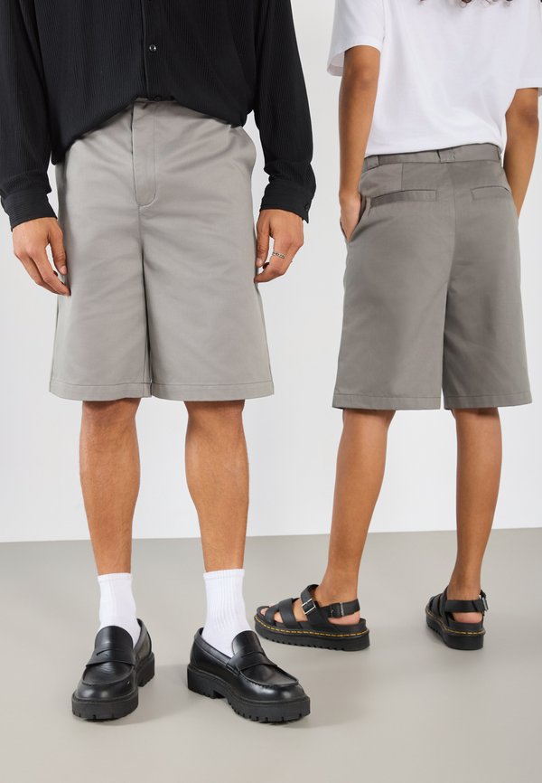 YOURTURN RELAXED FIT SHORTS