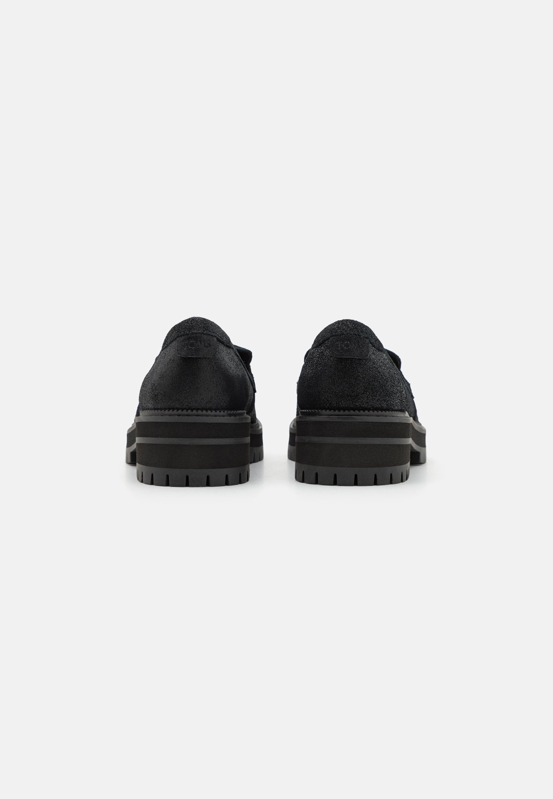 TOMS CARA