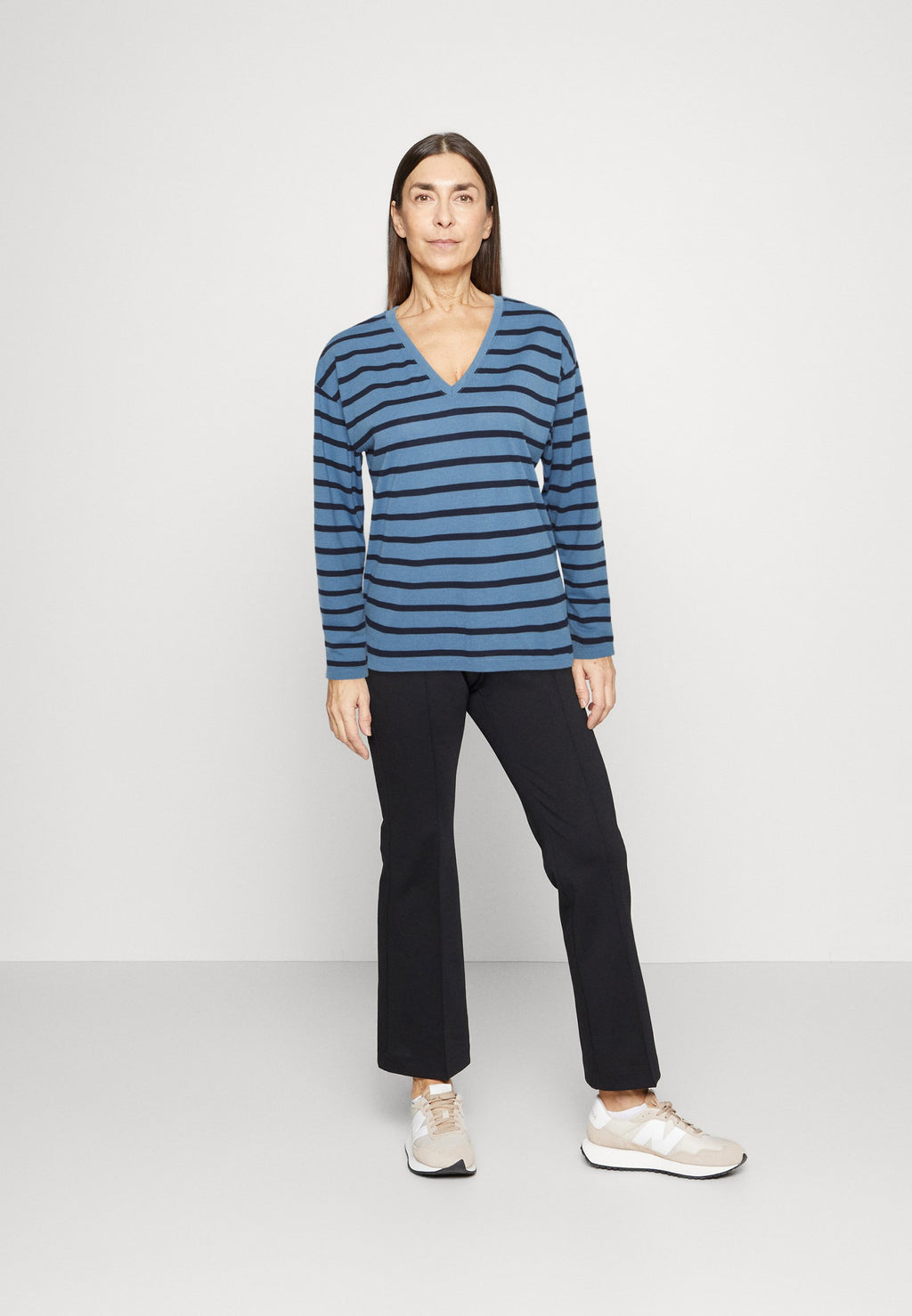 Marks & Spencer RELAX V NECK