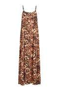 Ärmelloses Maxikleid mit dünnen Trägern, mit einem allover tropischen Blattmuster in Orange und Beige auf schwarzem Hintergrund.