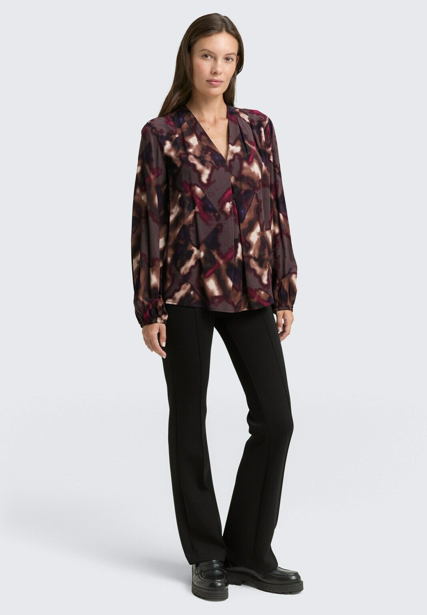 TOM TAILOR PRINTED V NECK