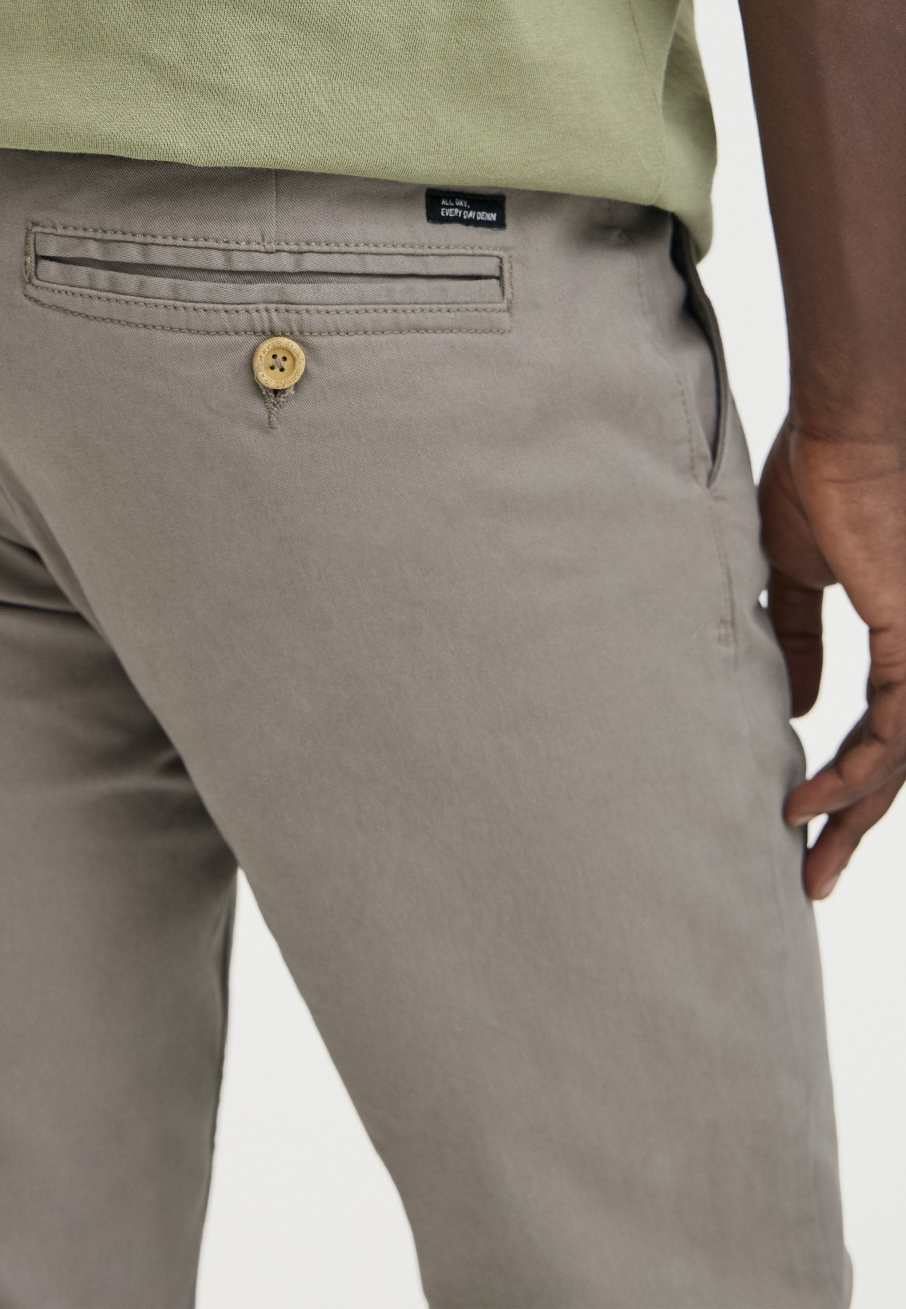 BHNATAN SLIM FIT Media 6
