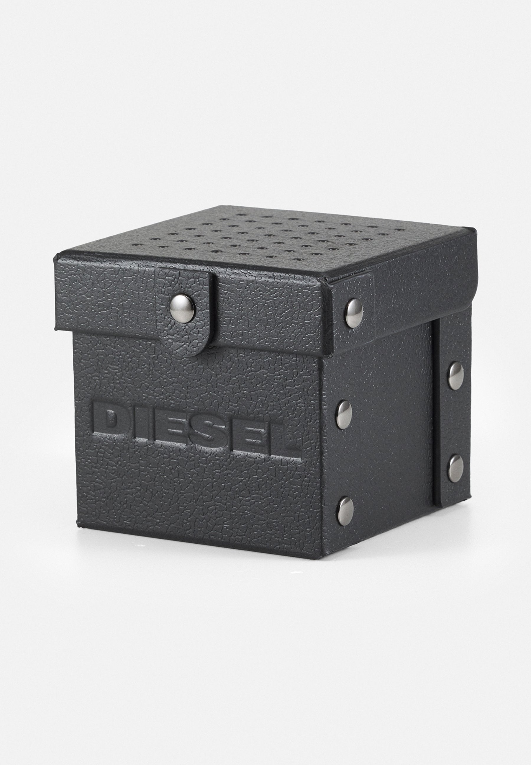 Diesel MEGA CHIEF
