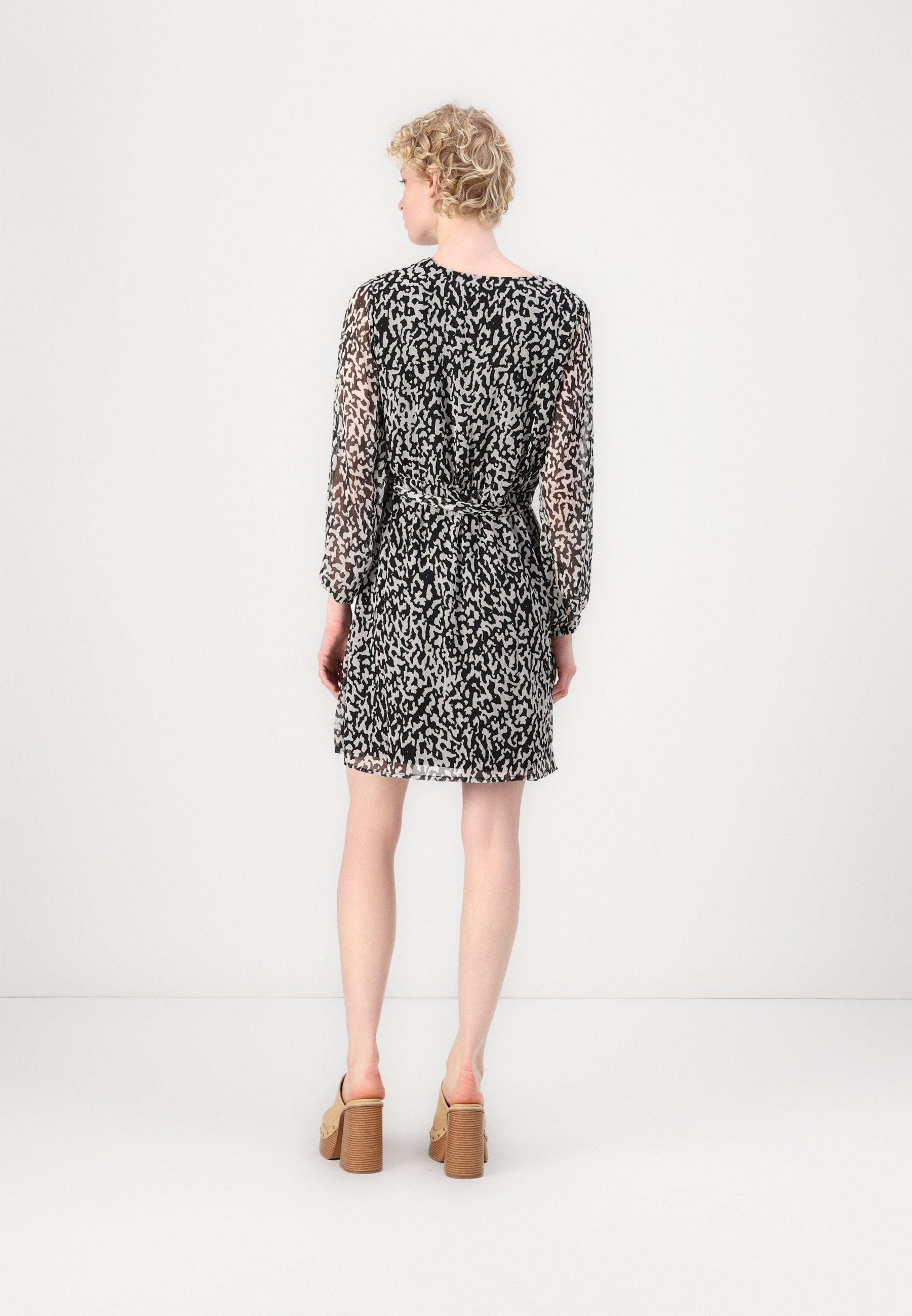 ONLY ONLCERA 3/4 SHORT DRESS WVN NOOS