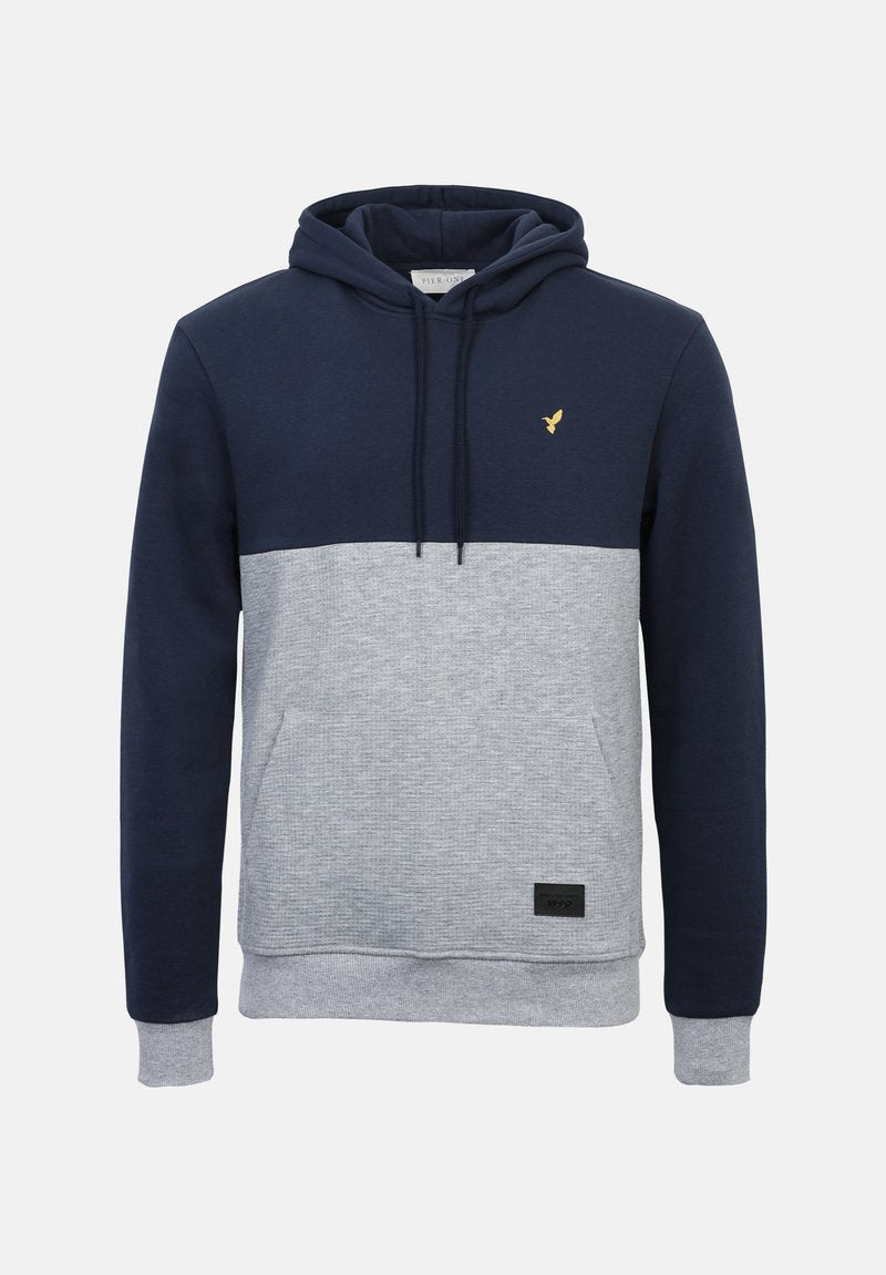 Pier One Kapuzenpullover Media 1