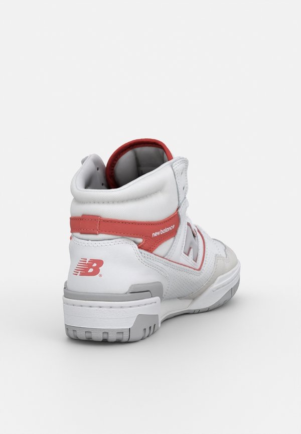 New Balance 650