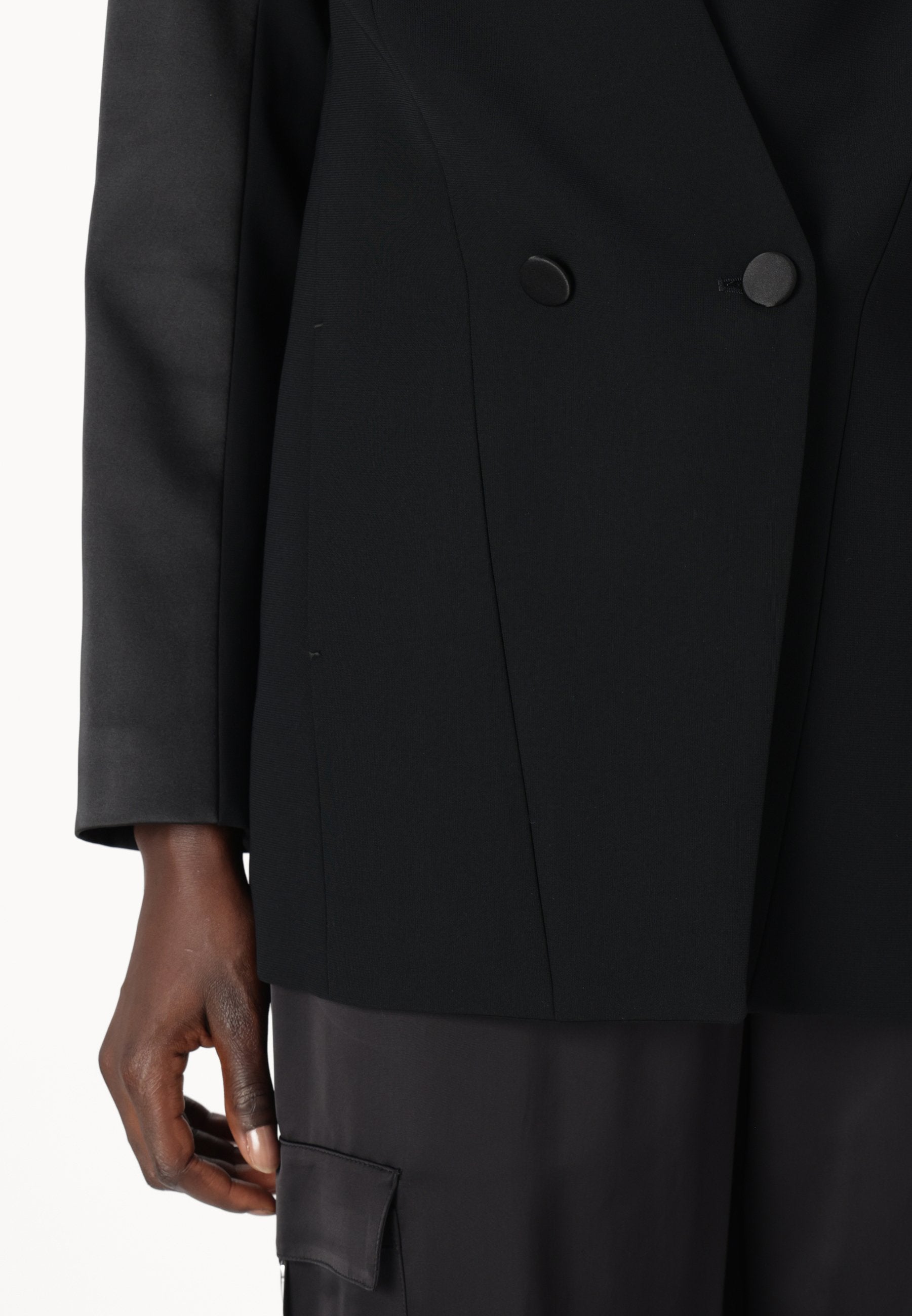 TAILORED  Media 6