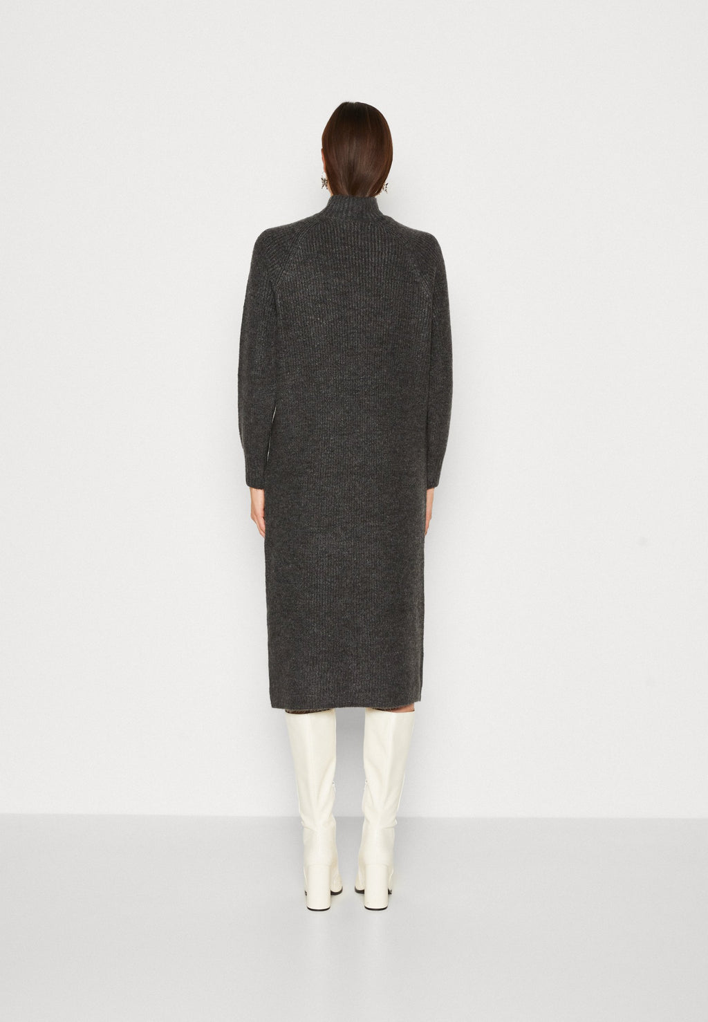ONLANDREA HIGHNECK DRESS Media 4