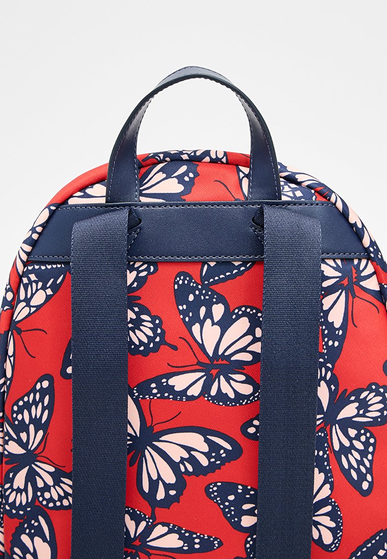 kate spade new york