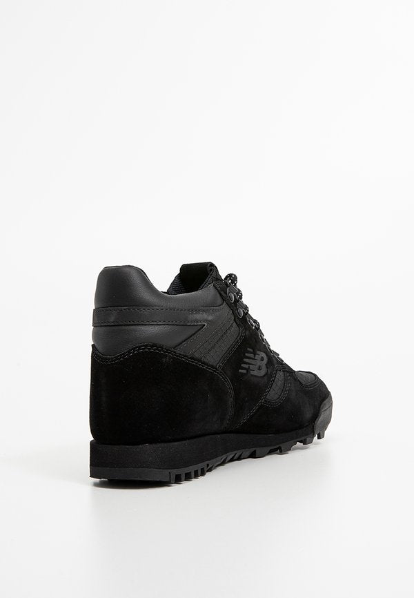 New Balance RAINIER