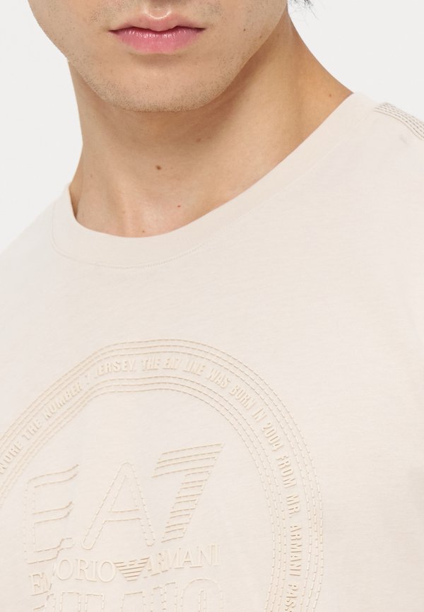 EA7 Emporio Armani