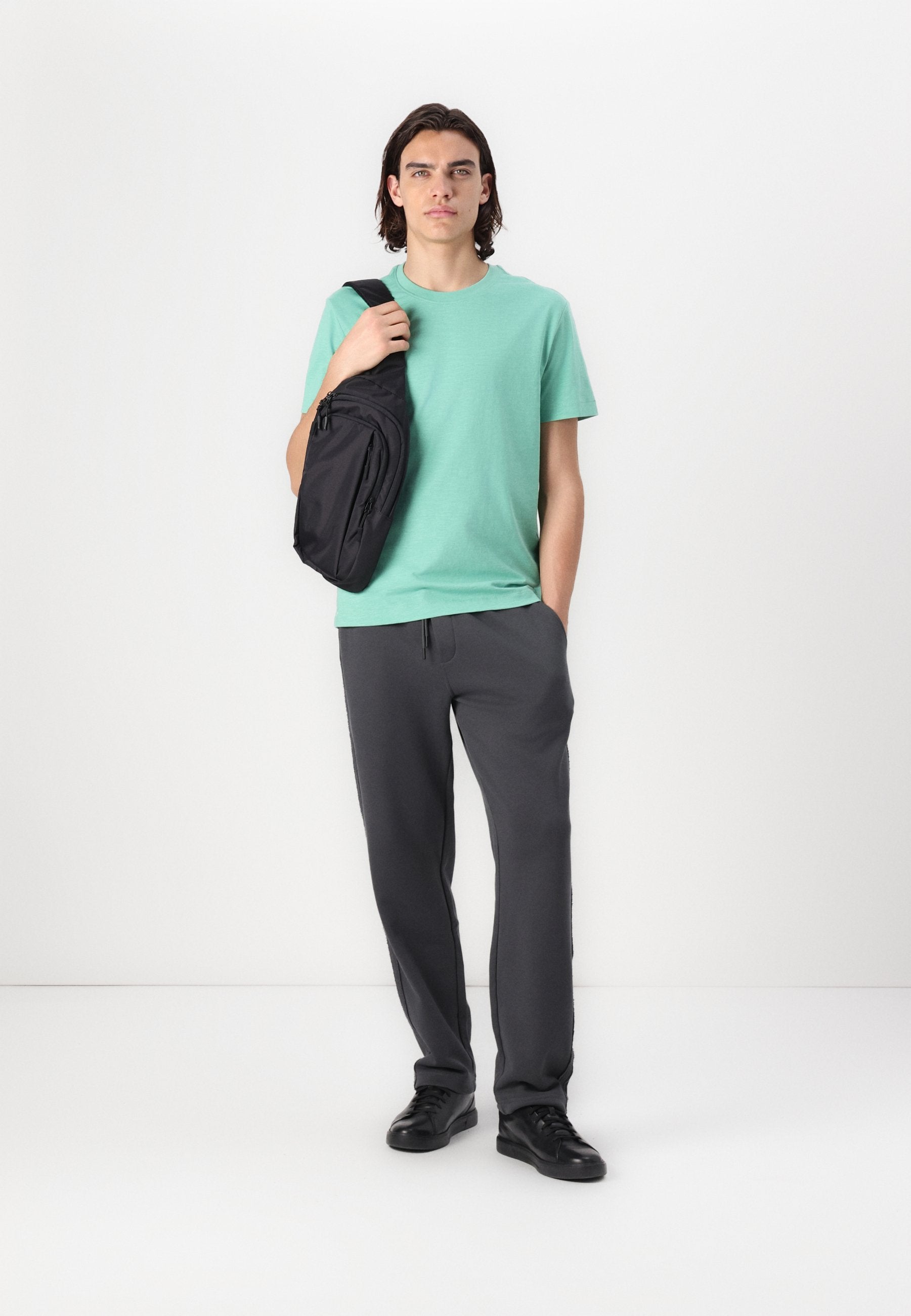 Esprit Jogginghose Media 2