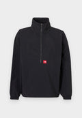 Schwarze Halb-Reißverschluss-Jacke mit hohem Kragen, elastischen Bündchen und einem roten Logopatch. Verfügt über eine leichte, glatte Textur und ein entspanntes Passform-Design.