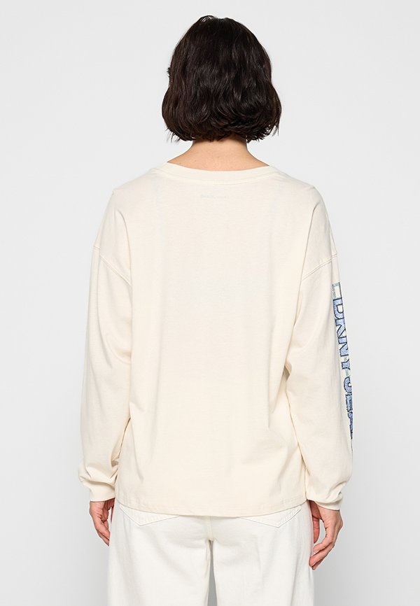 DKNY
