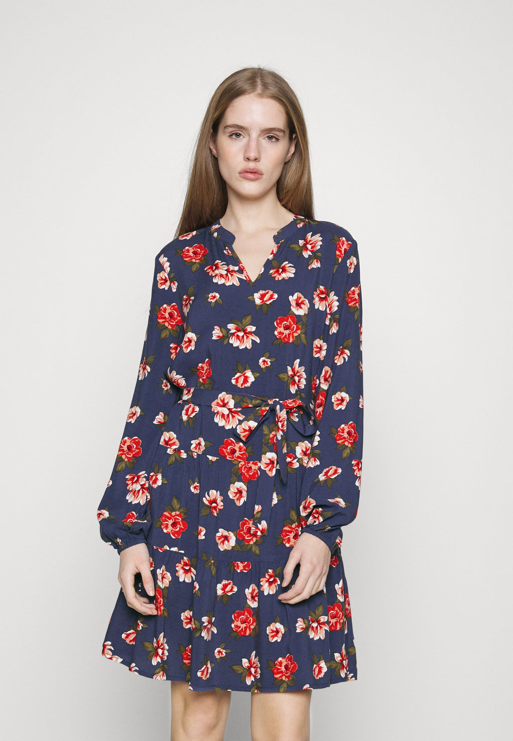 VILA Petite VIRIKKI V NECK SHORT DRESS