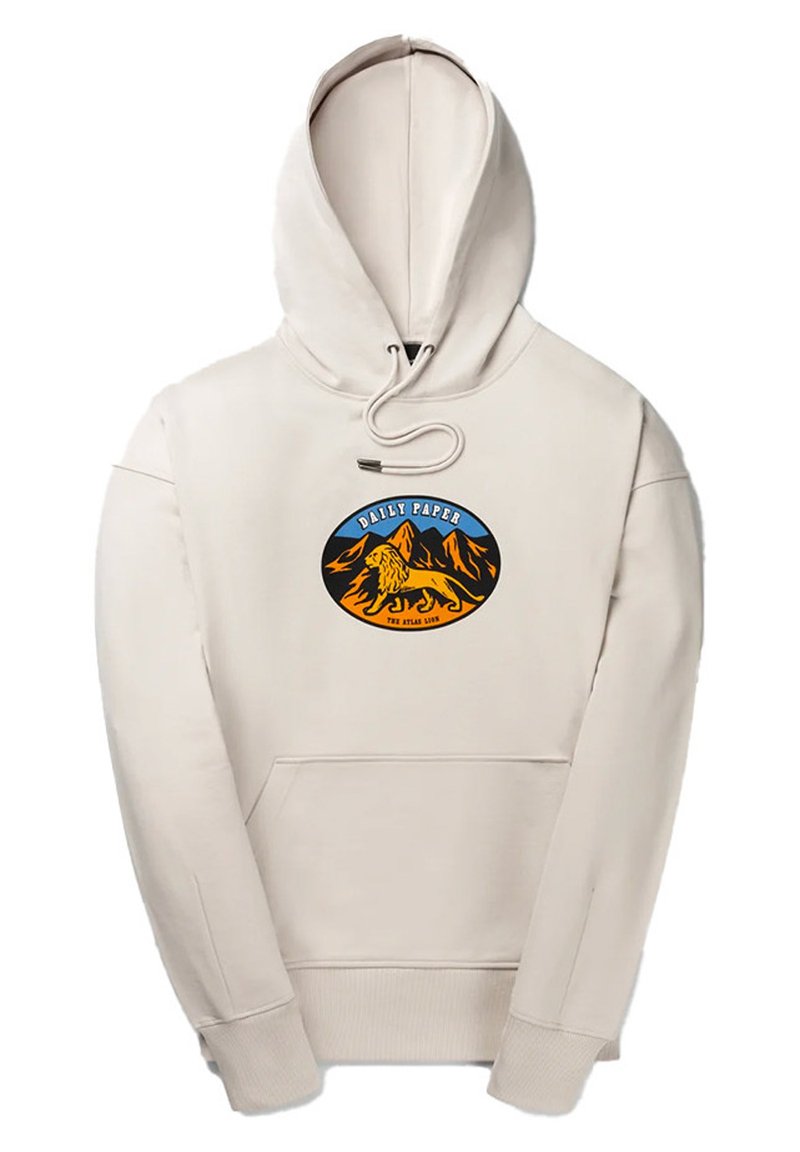 Helle beige Kapuzenpullover mit einer Vordertasche, Kordelzugkapuze und einem ovalen Grafikdesign, das Berge und einen Löwen in Orange und Blau zeigt.