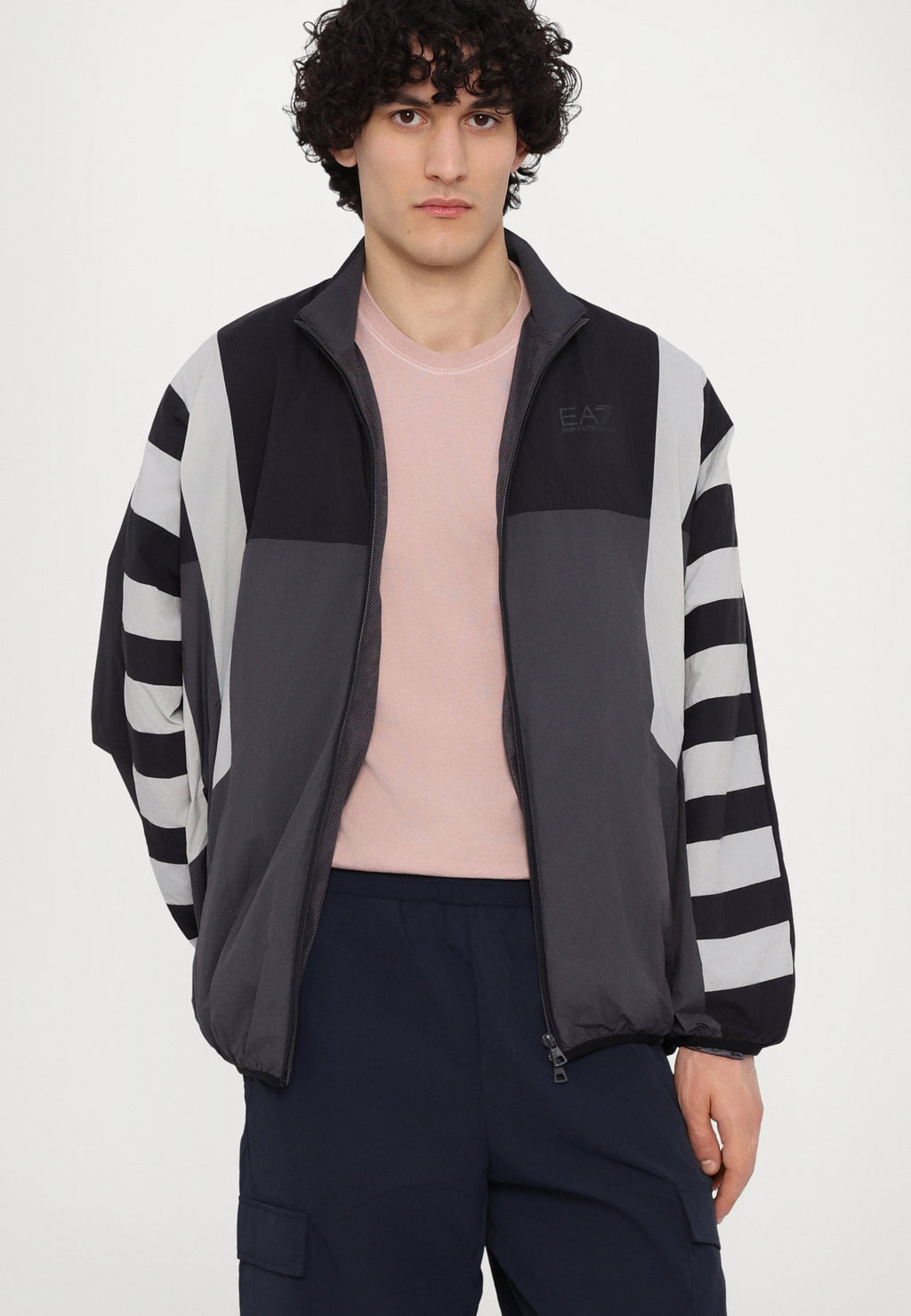JACKET Media 6