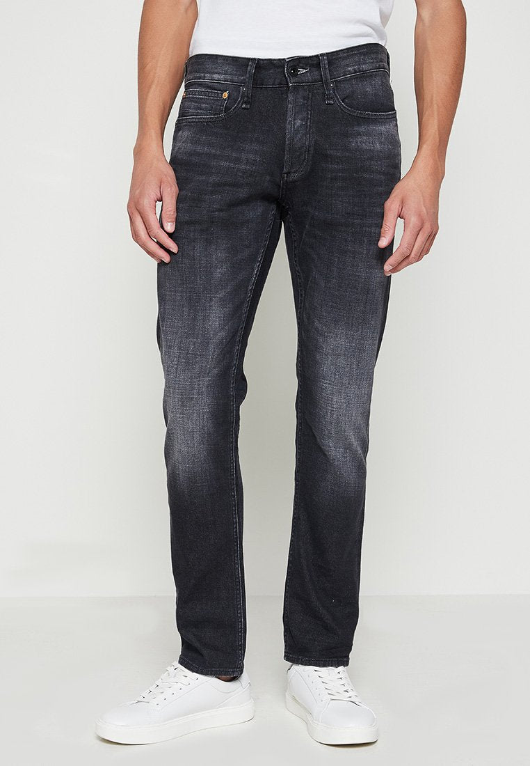 Denham RAZOR