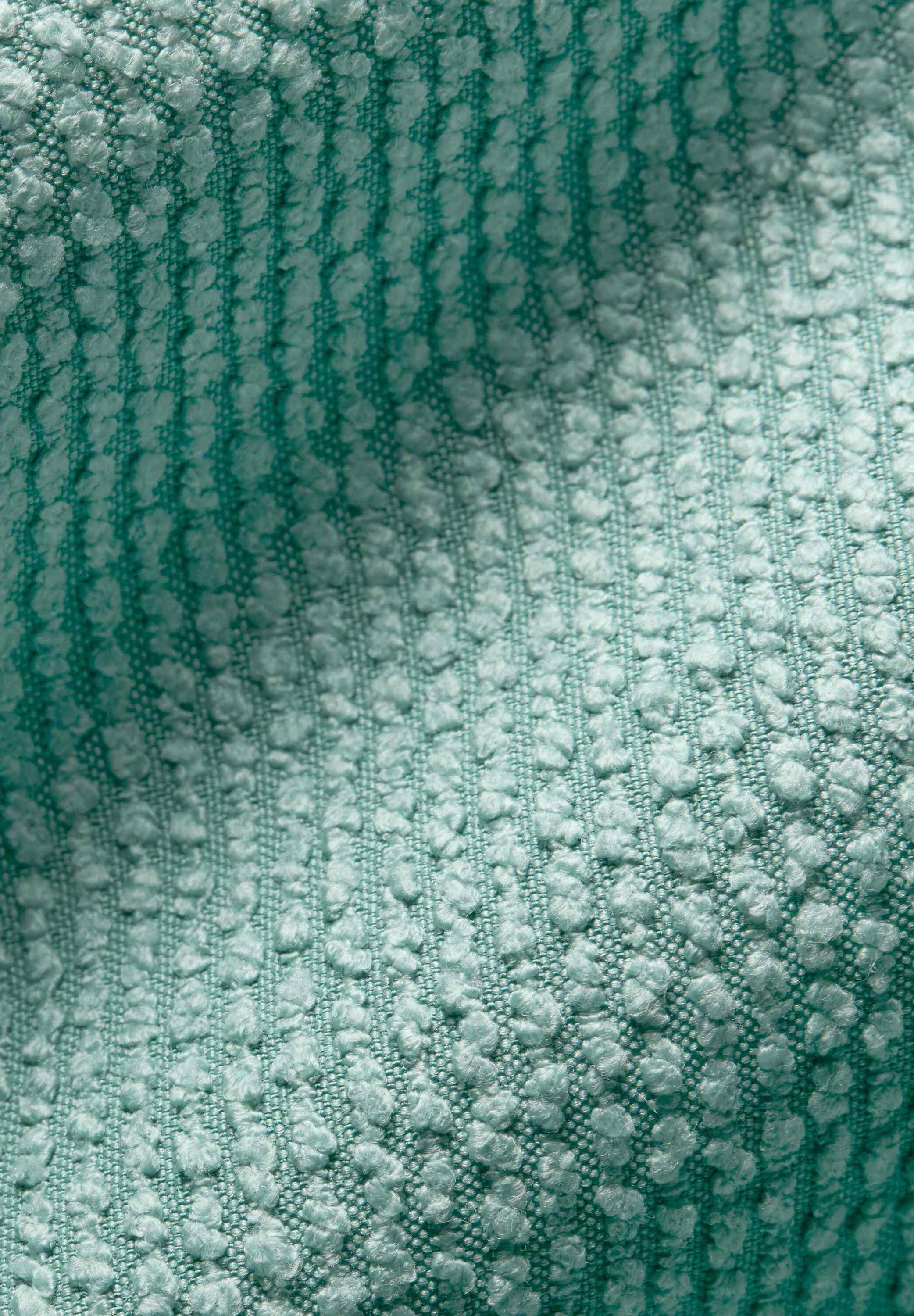 Nike Sportswear AURA