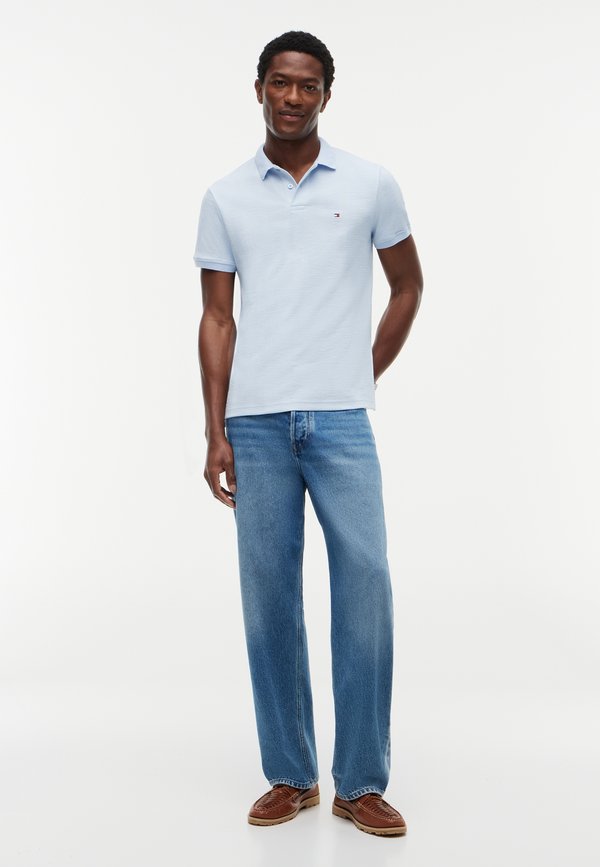 Tommy Hilfiger VERTICAL TONAL STRIPE REG POLO - ELEVATED ESSENTIALS