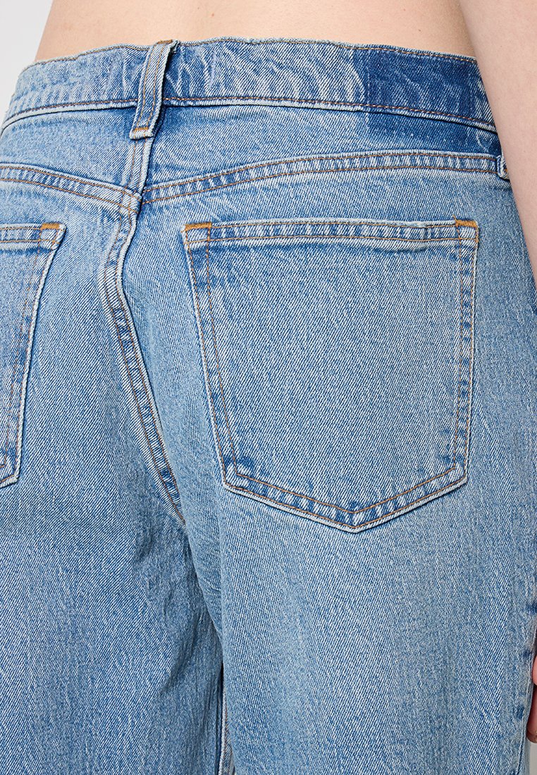 Abercrombie & Fitch