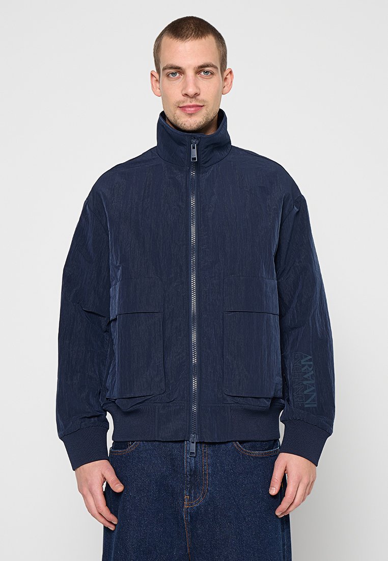 Armani Exchange Leichte Jacke Media 1