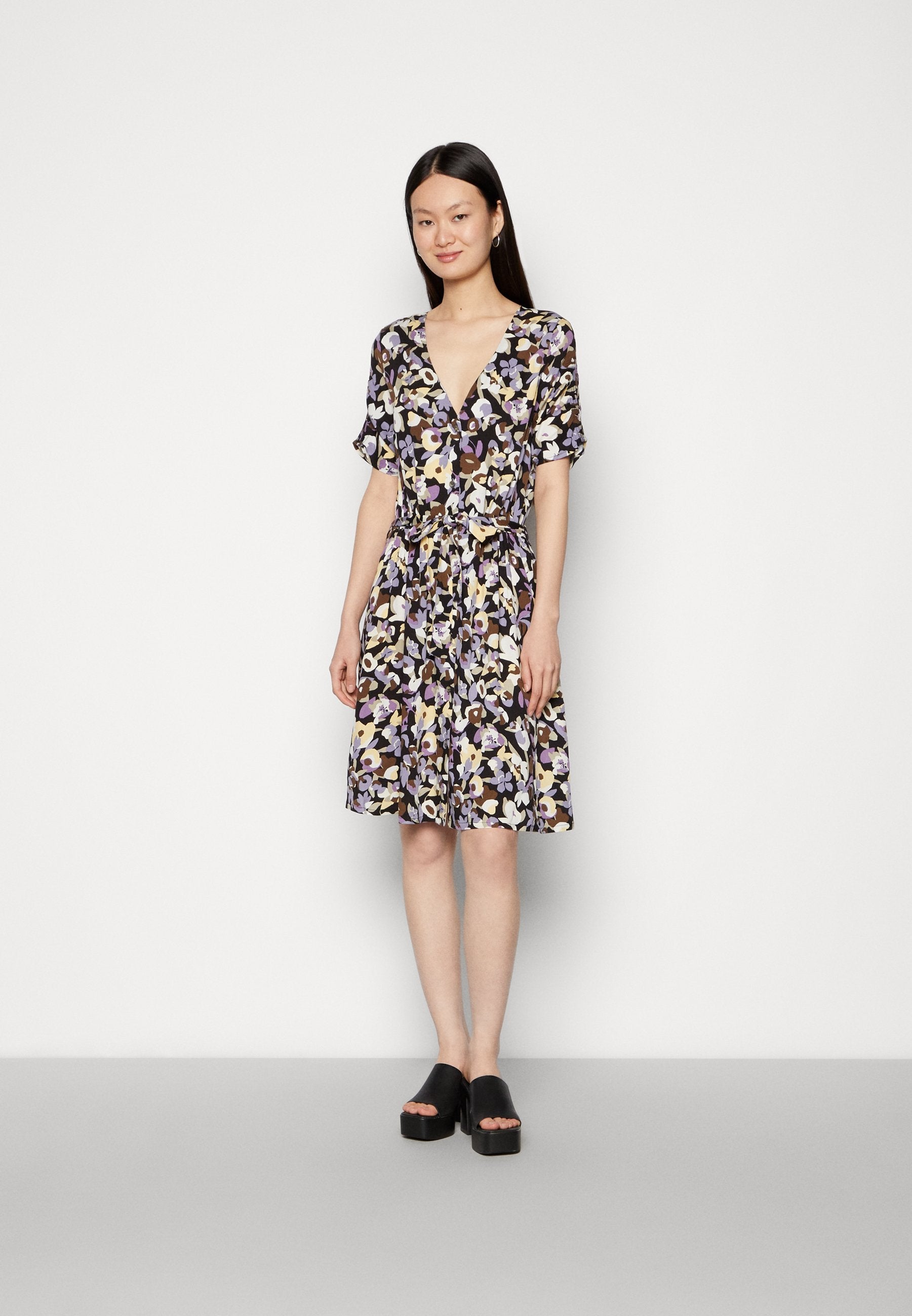 Soaked in Luxury CINDRA ARJANA DRESS