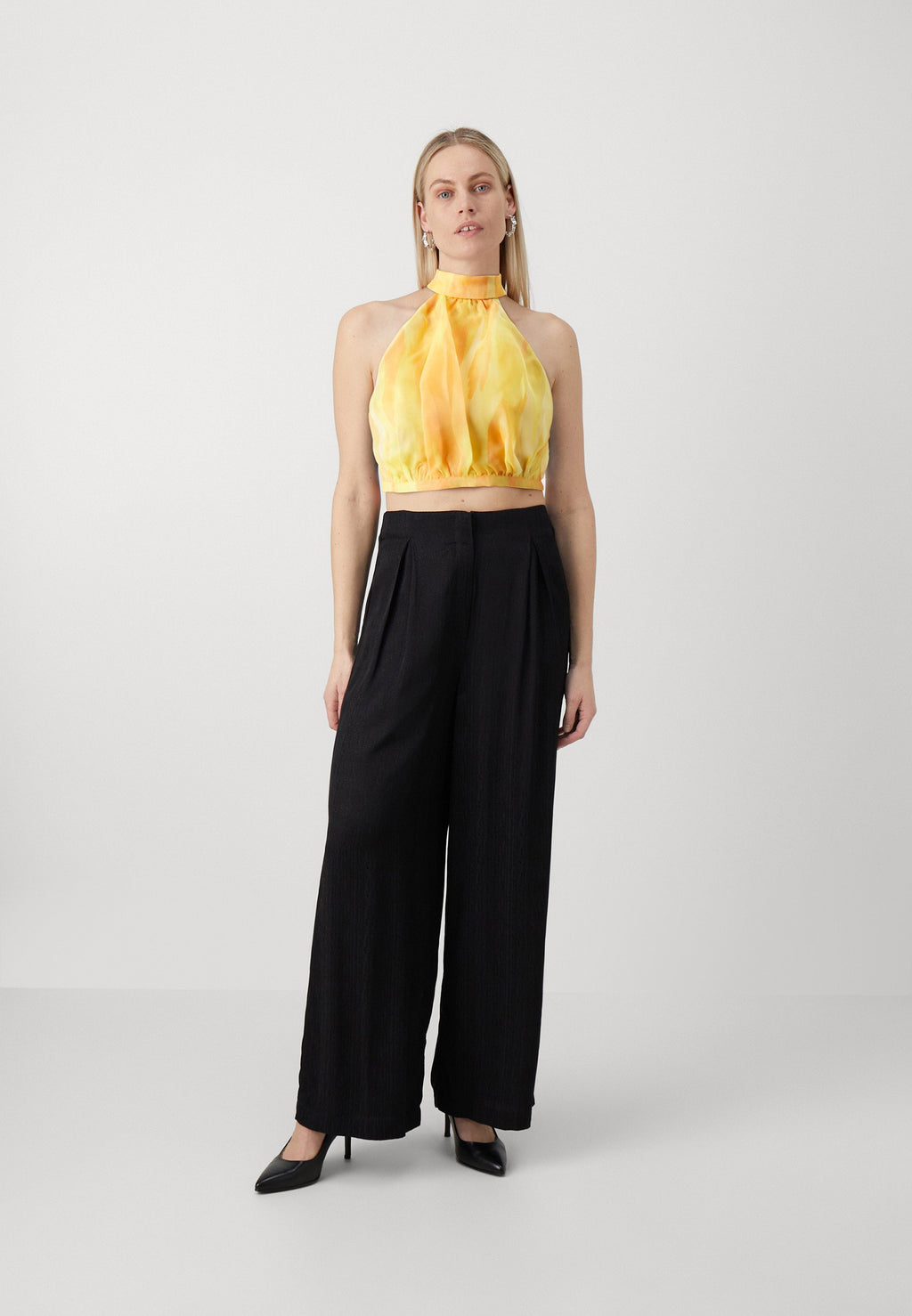 YAURA FAARI CROP