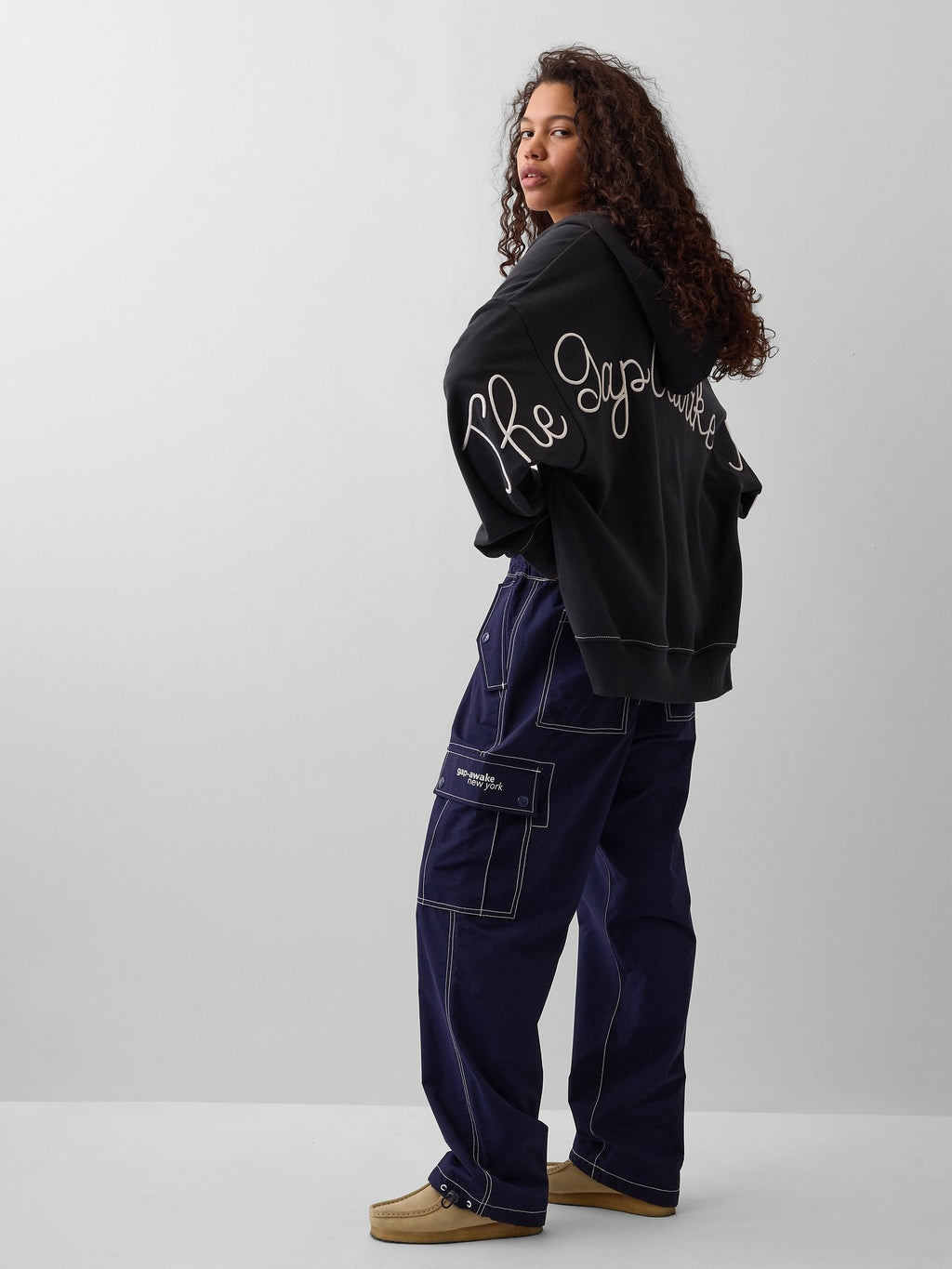 GAP GAP AWAKE NY CARGO BAGGY JOGGERS