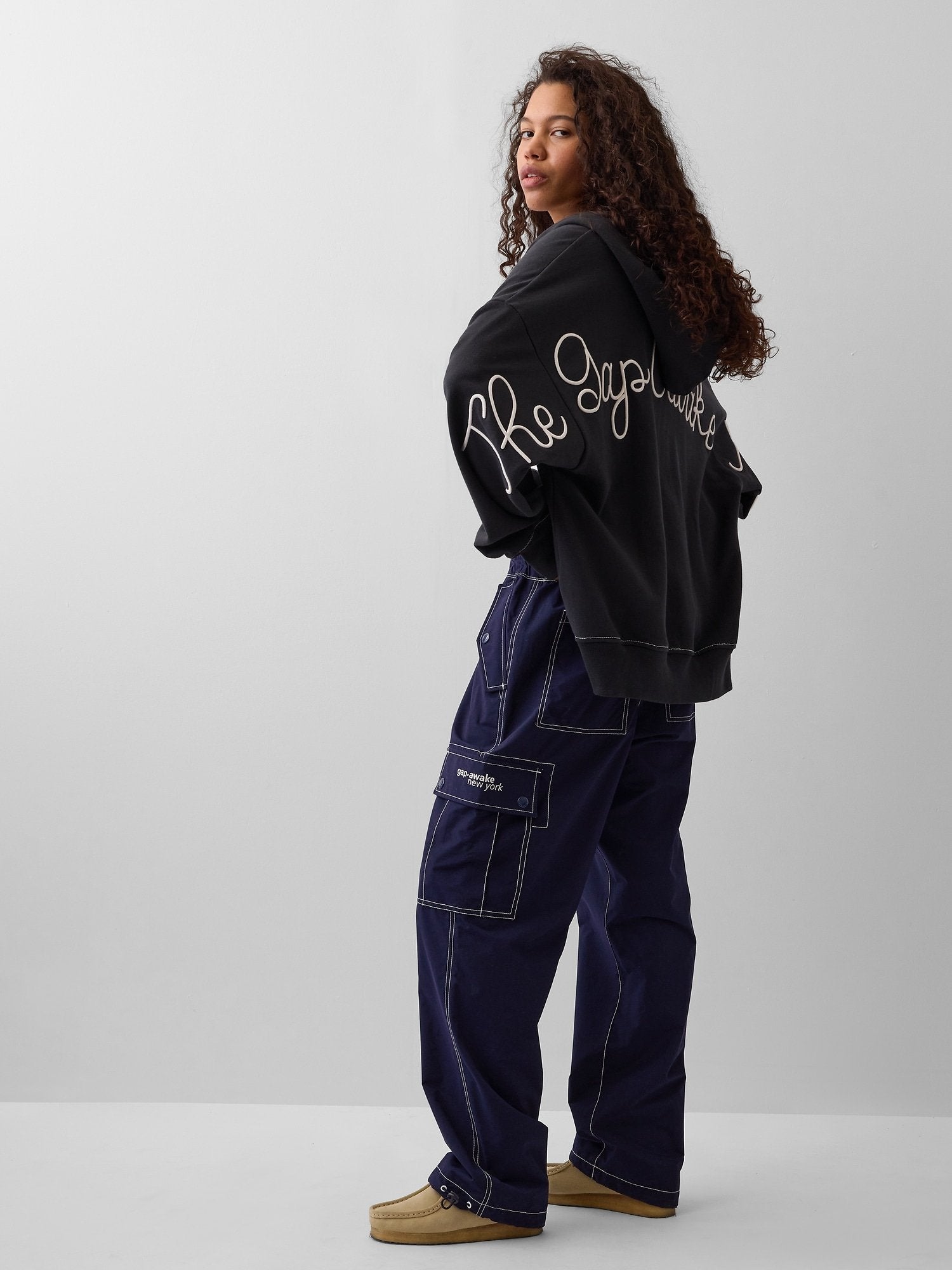 GAP GAP AWAKE NY CARGO BAGGY JOGGERS