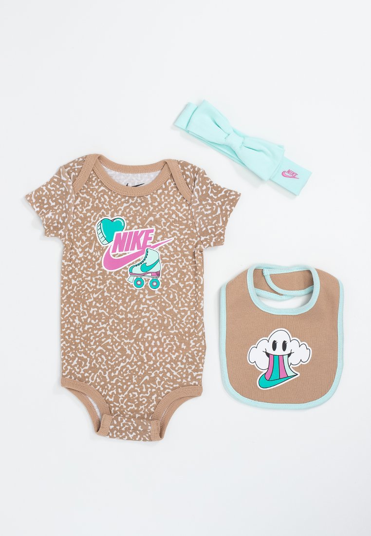 Nike Sportswear SET