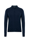 Navyblaue Langarm-Cardigan mit Knöpfen, einem Kragen und einem dezenten Markenlogo auf der Brust, vor einem weißen Hintergrund präsentiert.