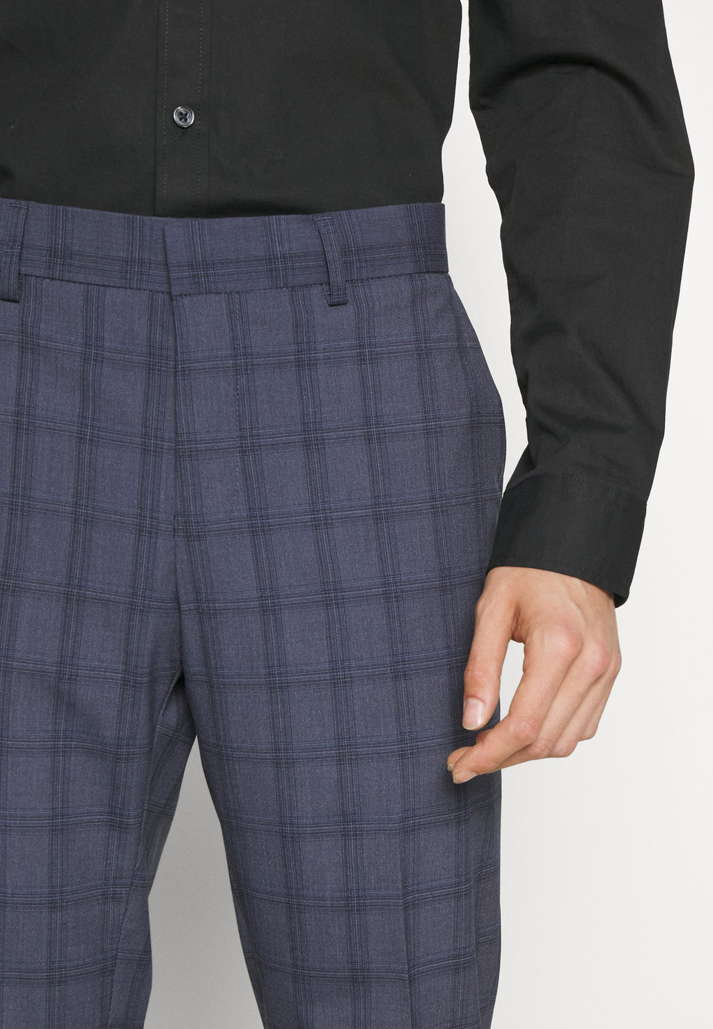 Isaac Dewhirst THE FASHION NOTCH