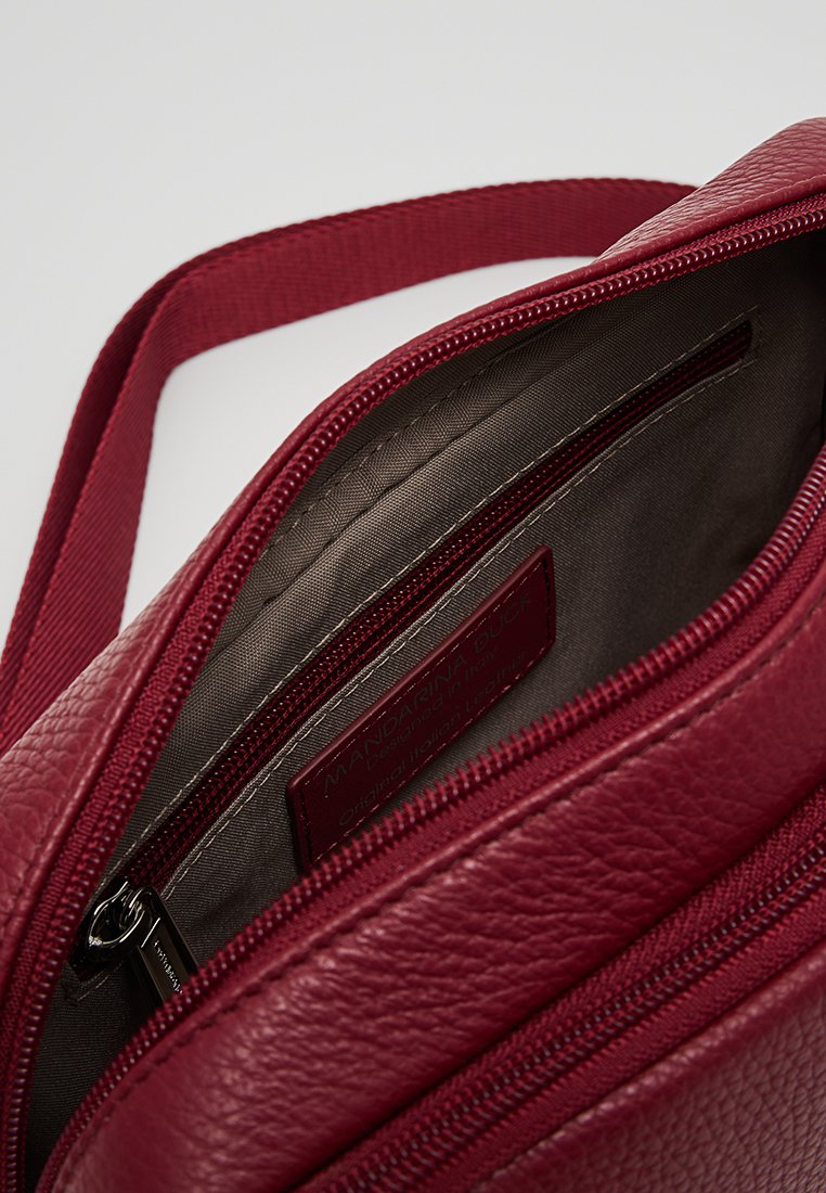 Mandarina Duck