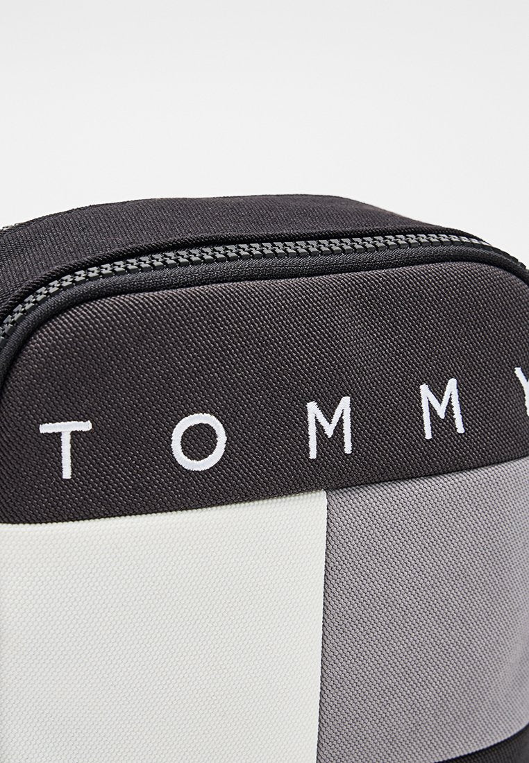 Tommy Jeans