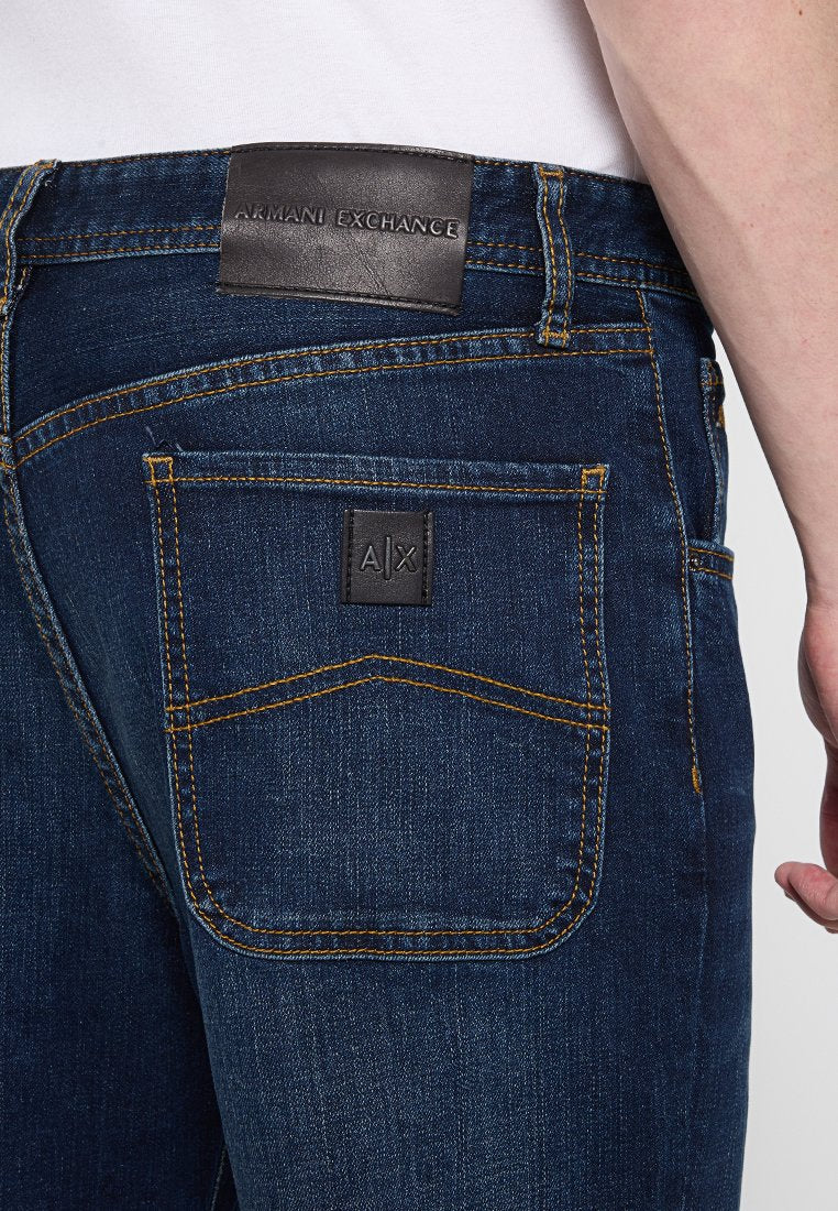 Armani Exchange Jeans Tapered Fit Media 5