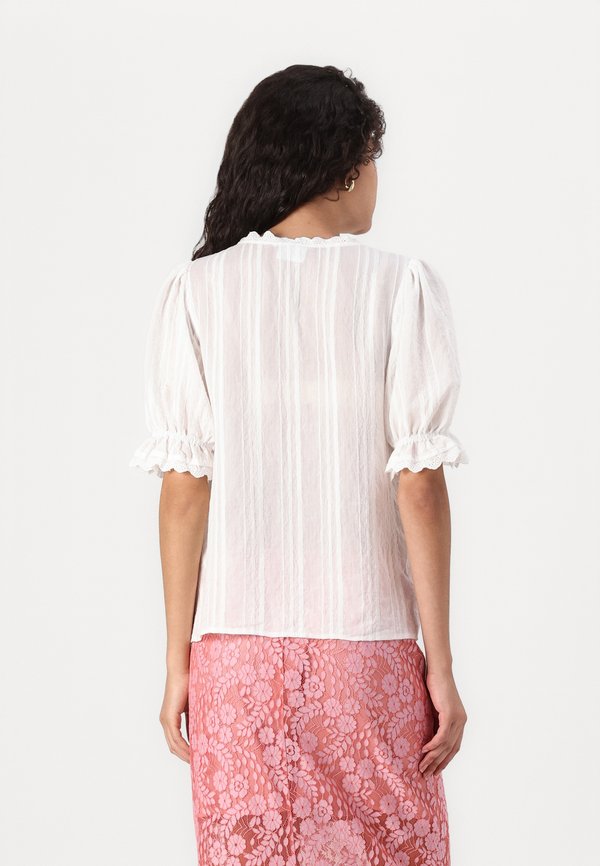 VILA VICASJA V NECK