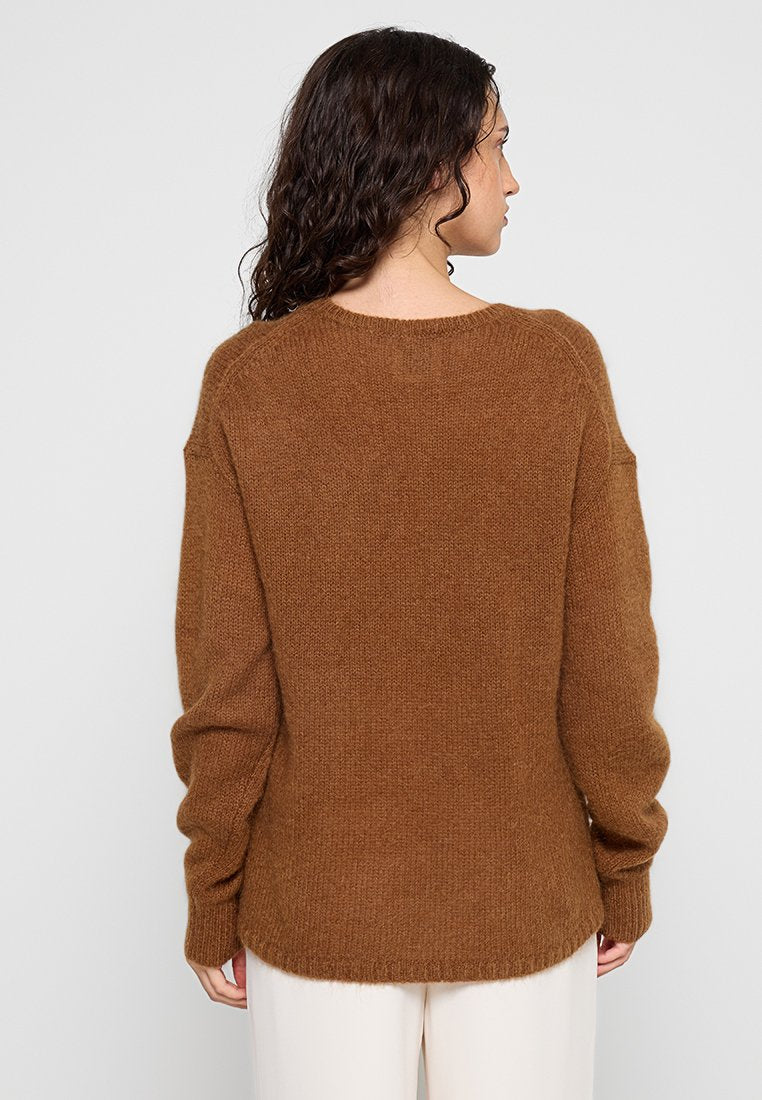 By Malene Birger BRIELLA