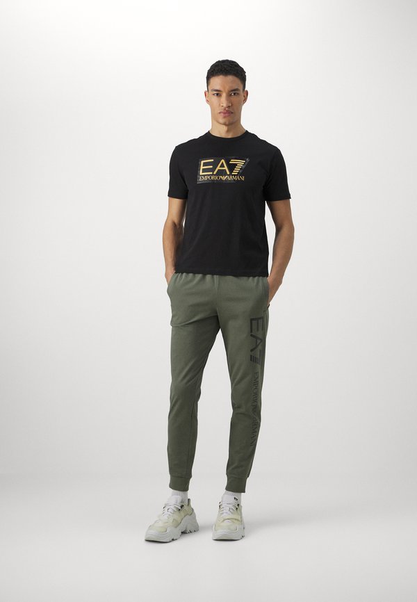 EA7 Emporio Armani