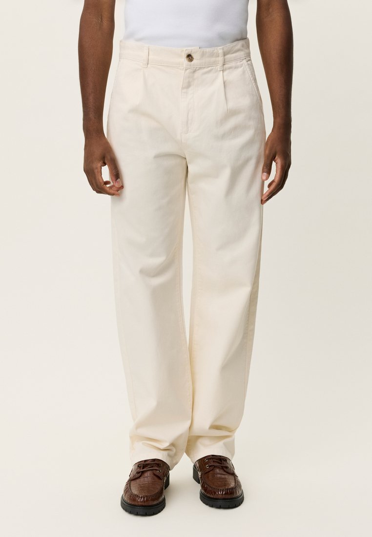Les Deux ROMEO PLEATED PANTS