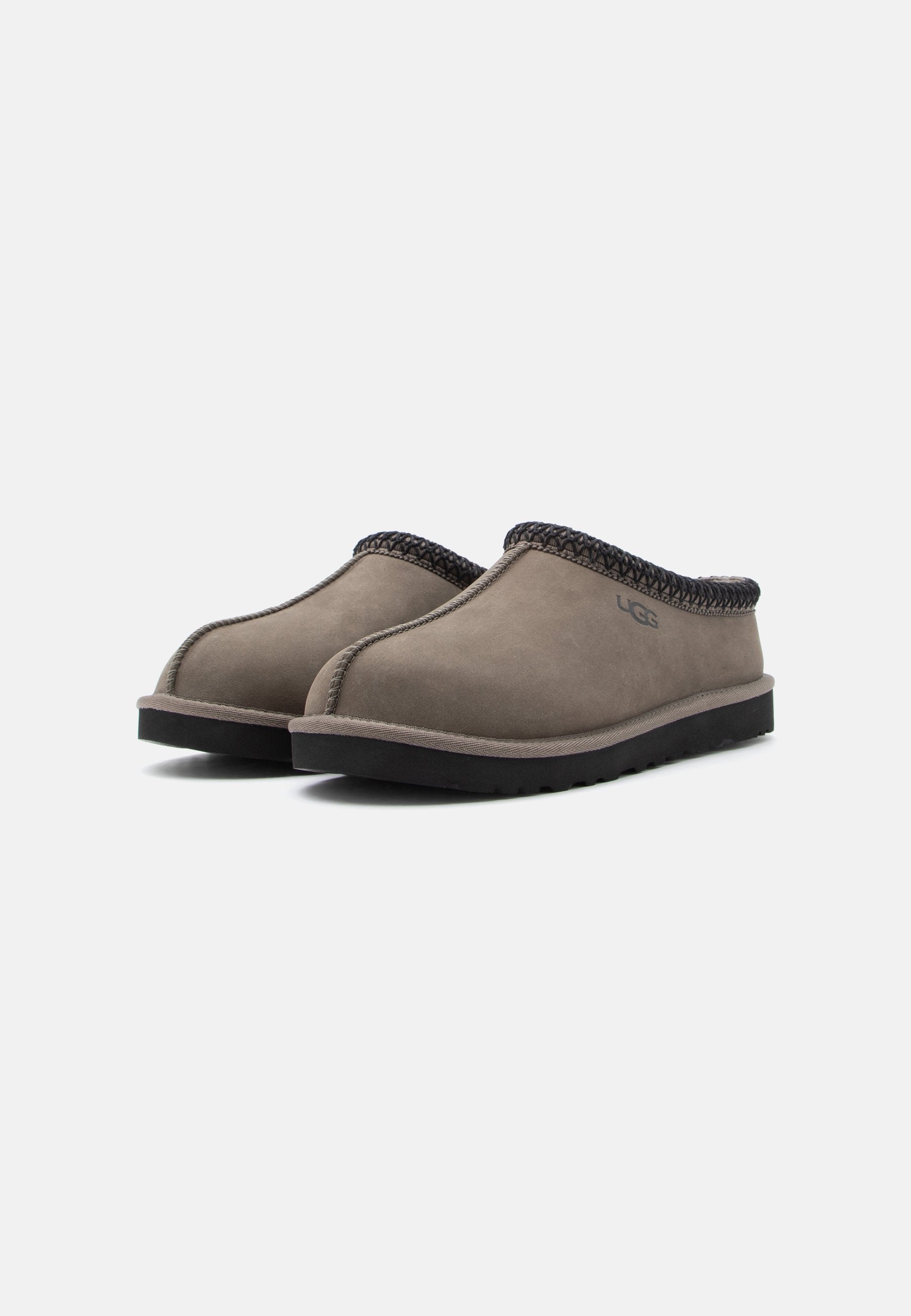 UGG TASMAN II