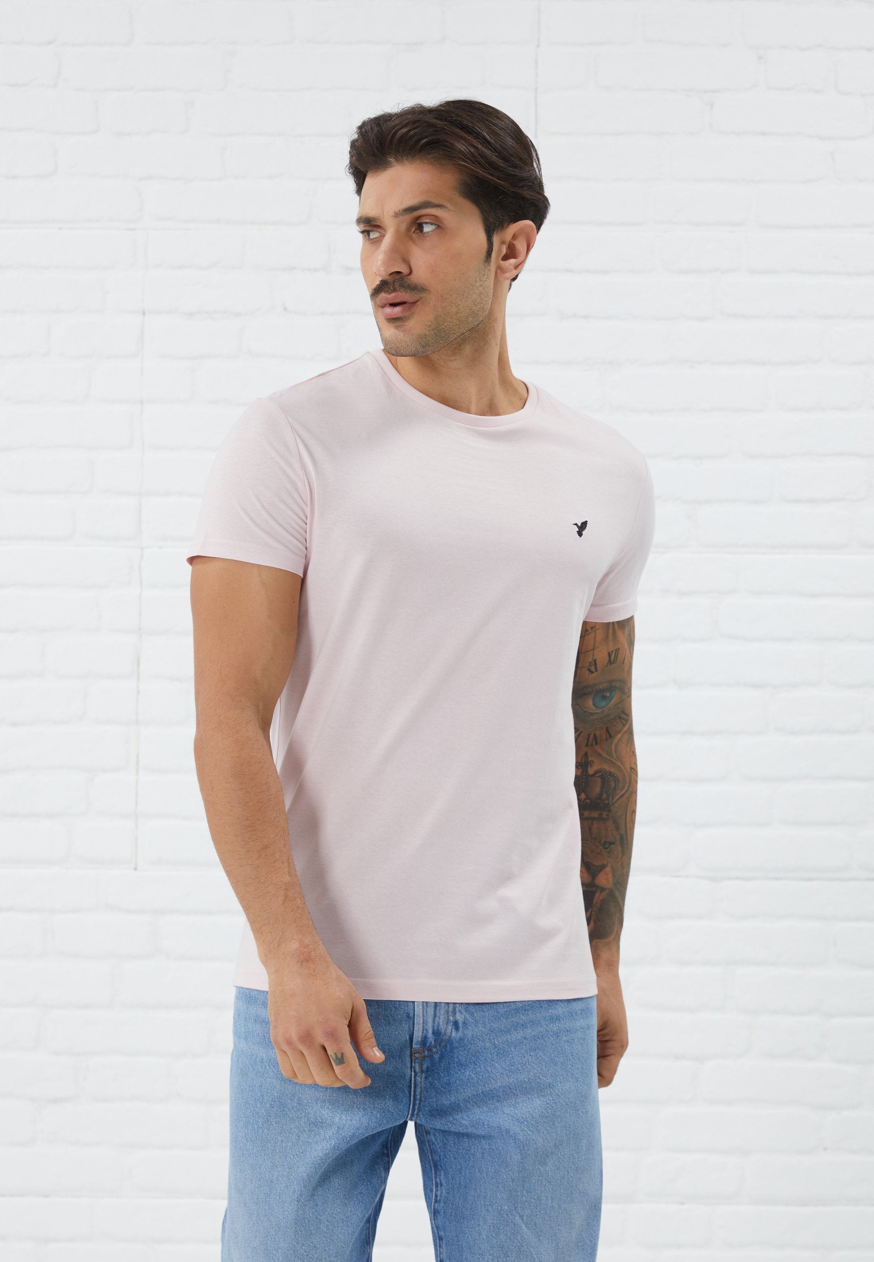 Pier One BASIC SLIM EMBROIDERY T SHIRT