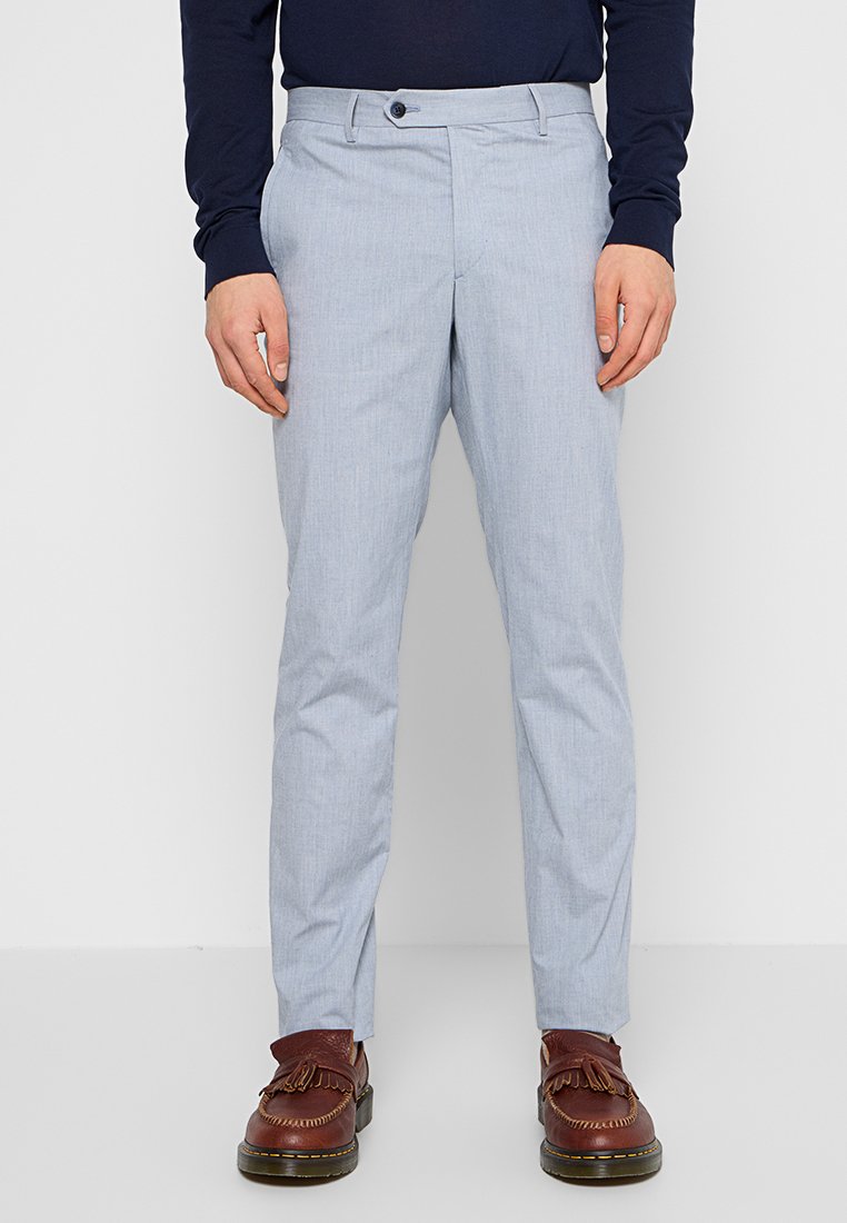 Hackett London