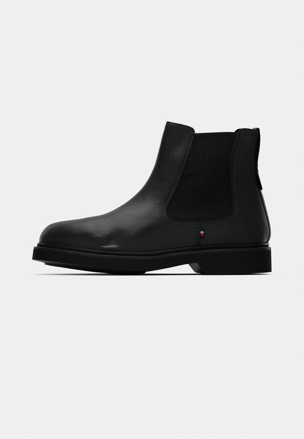 Tommy Hilfiger LIGHTWEIGHT LEATHER CHELSEA BOOTS - Classic ankle boots - black