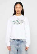 Weißer Sweatshirt mit langen Ärmeln, vorne mit einem floralen Grafik in Grün und Grau versehen. Gerippter Saum und Bündchen. Jeans aus Denim sichtbar.