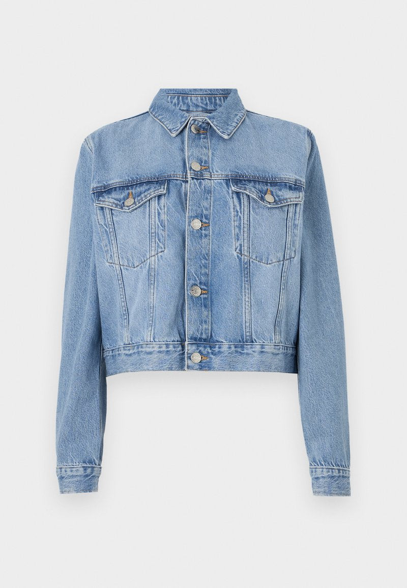BETH JACKET Media 1