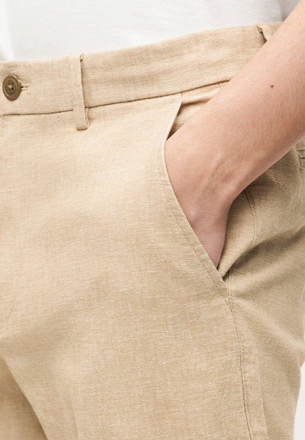 GAP STRAIGHT