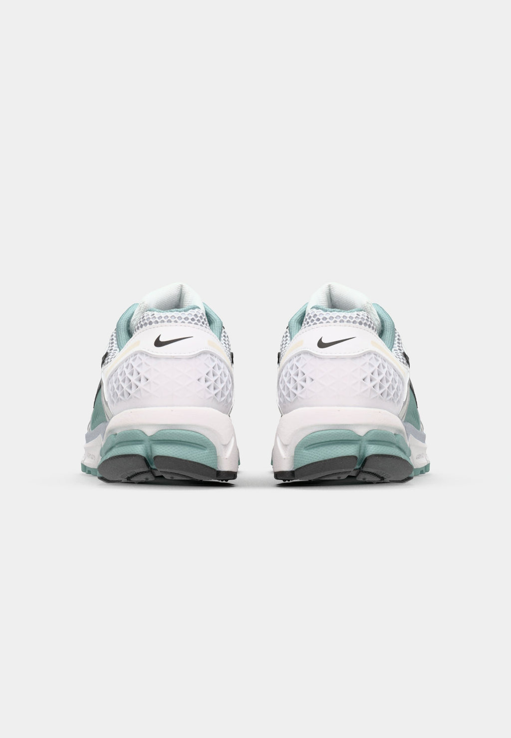 Nike Sportswear ZOOM VOMERO 5 NEWS